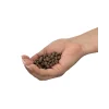 Průměr granule: cca 6 mm – detailní zobrazení velikosti malé granule Panakei pro dospělé psy mini a malých plemen.